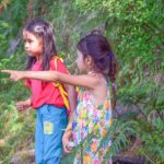 Signification de l'écotourisme : les enfants dans la nature