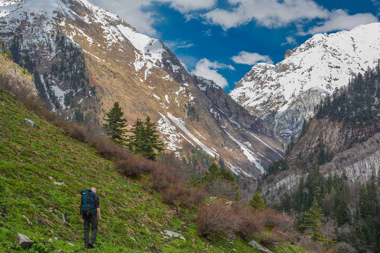 Raktisar trek - Great Himalayan National Park