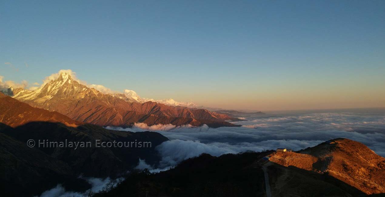 Escalade au-dessus des nuages - Crête de Khopra