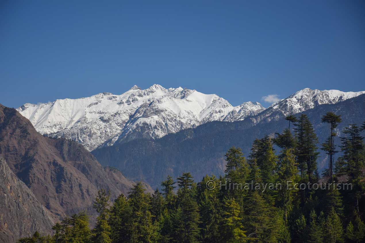Tirthan valley - view of the GHNP