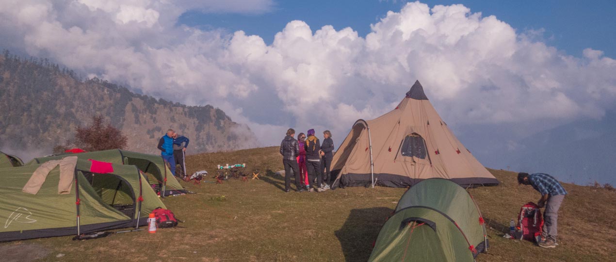 Camping avec Himalayan Ecotourism dans le Great Himalayan National Park